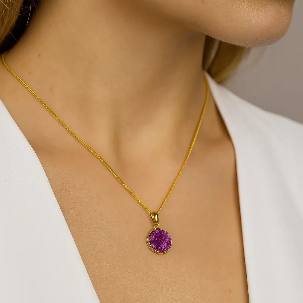 Round Pendant Infused with Ashes or Fur | Solid Gold